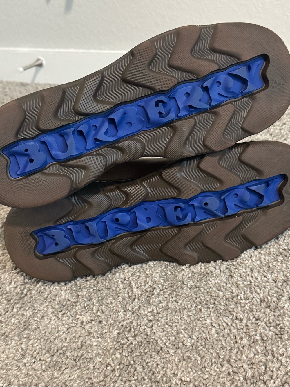 Burberry Ranger Low - Picture 4 of 10